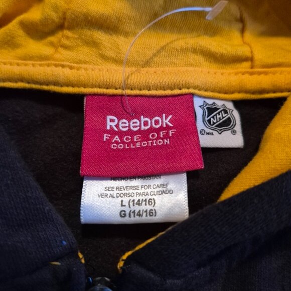 Boston Bruins boys size Large or 14/16 full zip up hoodie, 2 front pockets NWOT - Picture 2 of 5